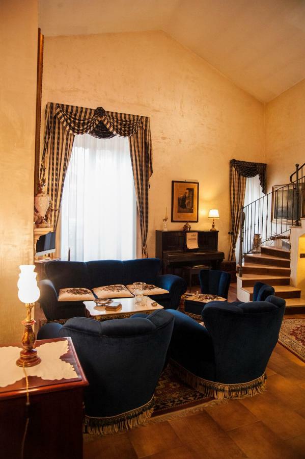 Residenza D'Oria B&B Foggia Exterior photo